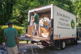Best Garage Cleanout  in Britton, SD